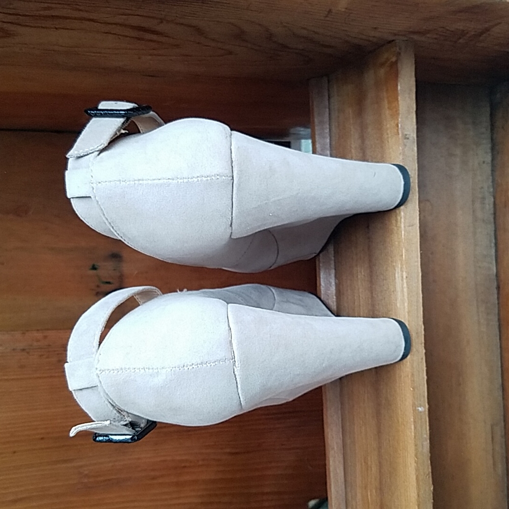 Wedges - Picture 3 of 3